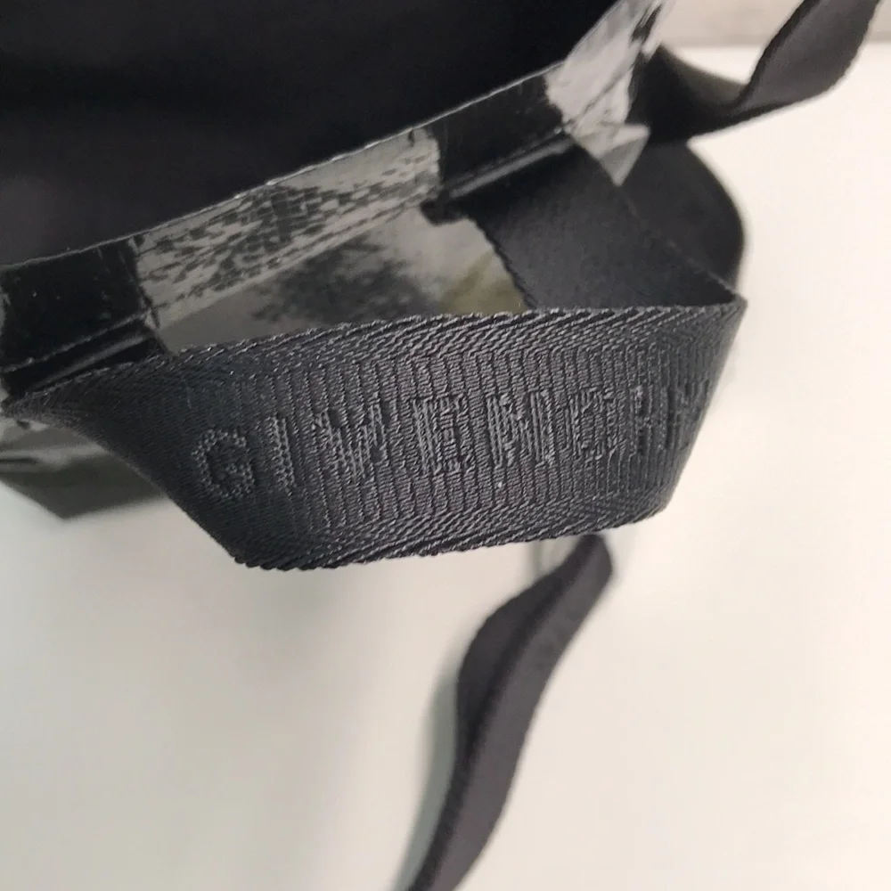 New Givenchy Black G-Shopper Mini Tote Bag Open Top Authentic”